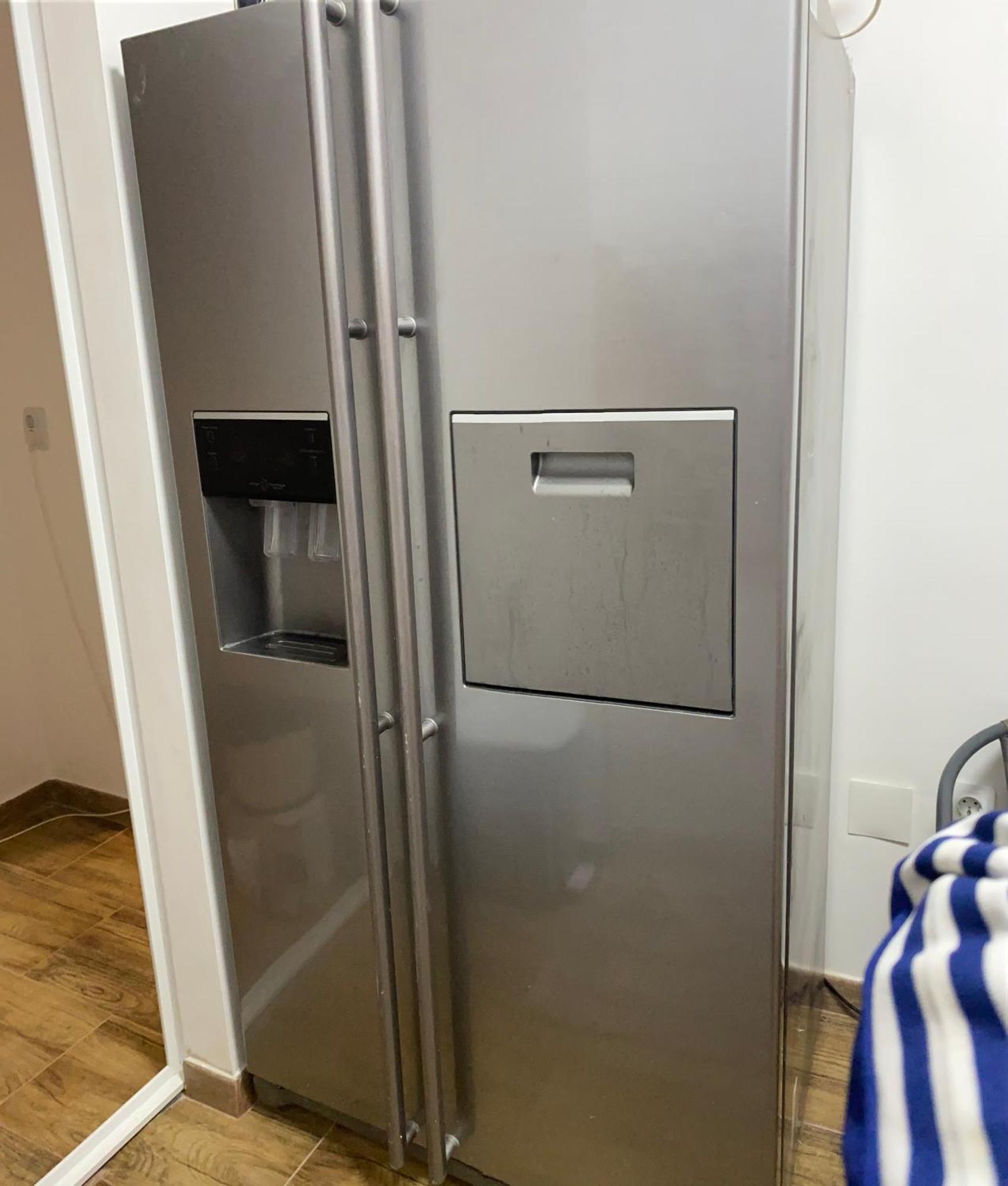 Ria & Mihai Apartament Galatiアパートメント エクステリア 写真